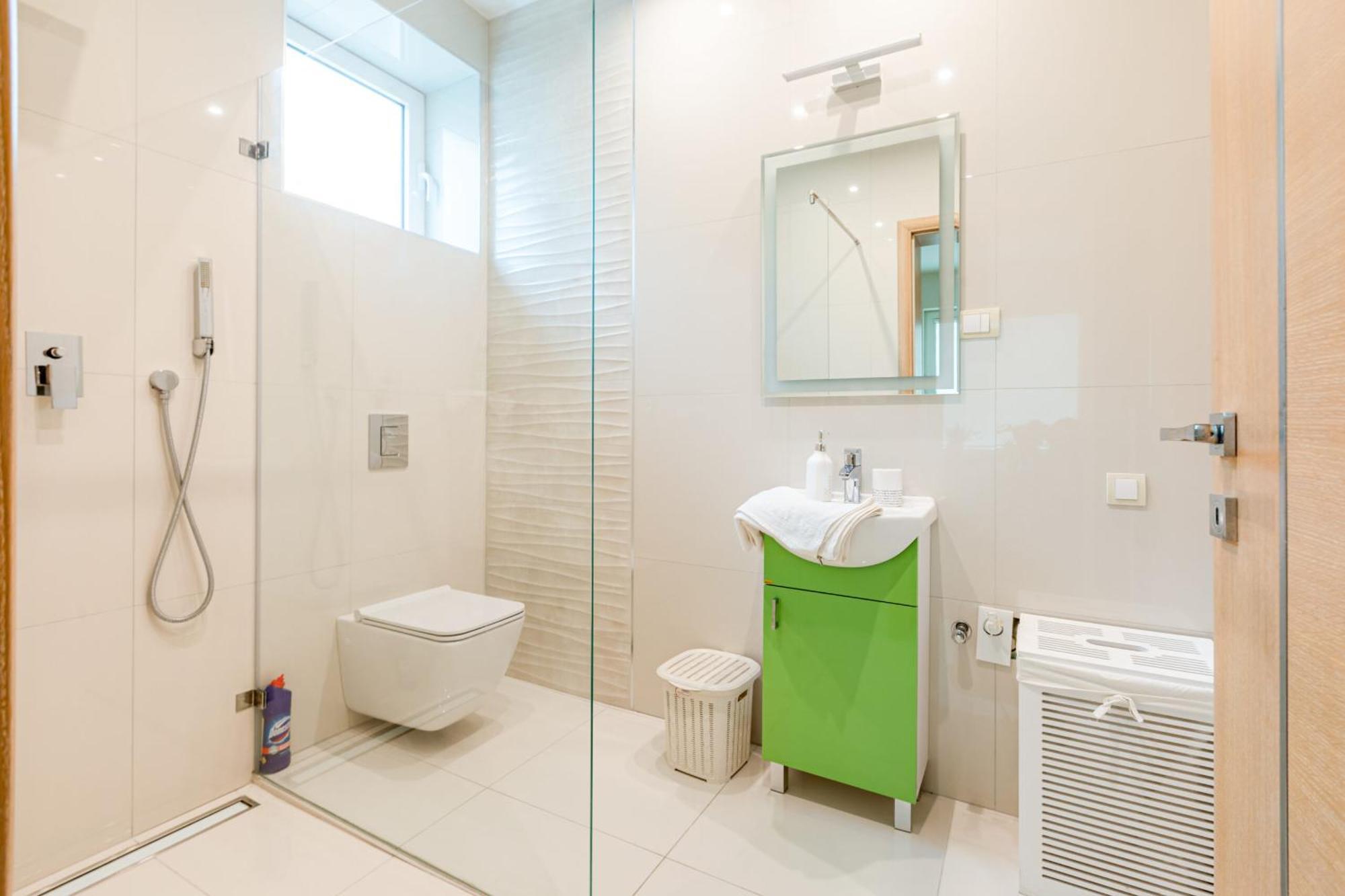 Lux Hedonistic Life Aparthotel Novi Sad Buitenkant foto